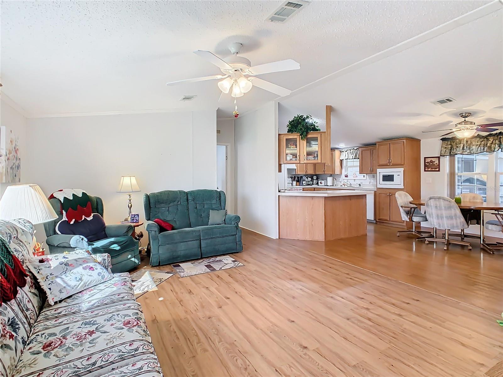 TWIN FOUNTAINS INC A CONDO MHP - Residential