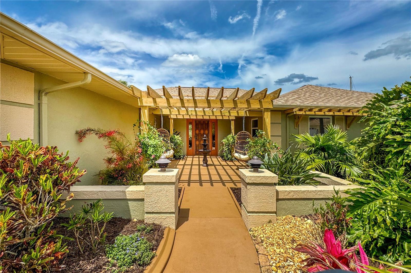 85 COMANCHE COURT