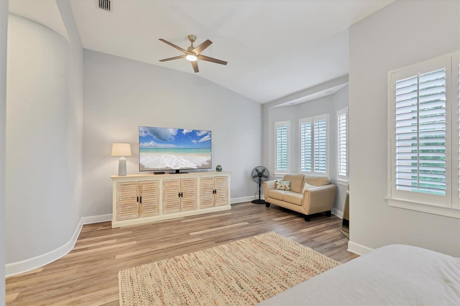 ACADEMY PARK PH II & III - Residential Lease