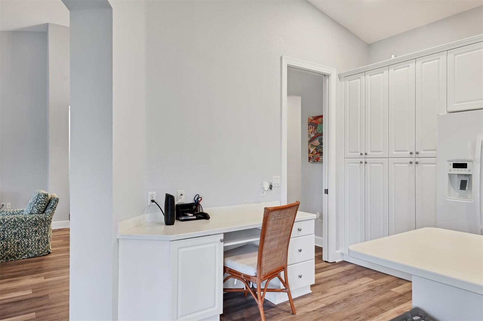 ACADEMY PARK PH II & III - Residential Lease