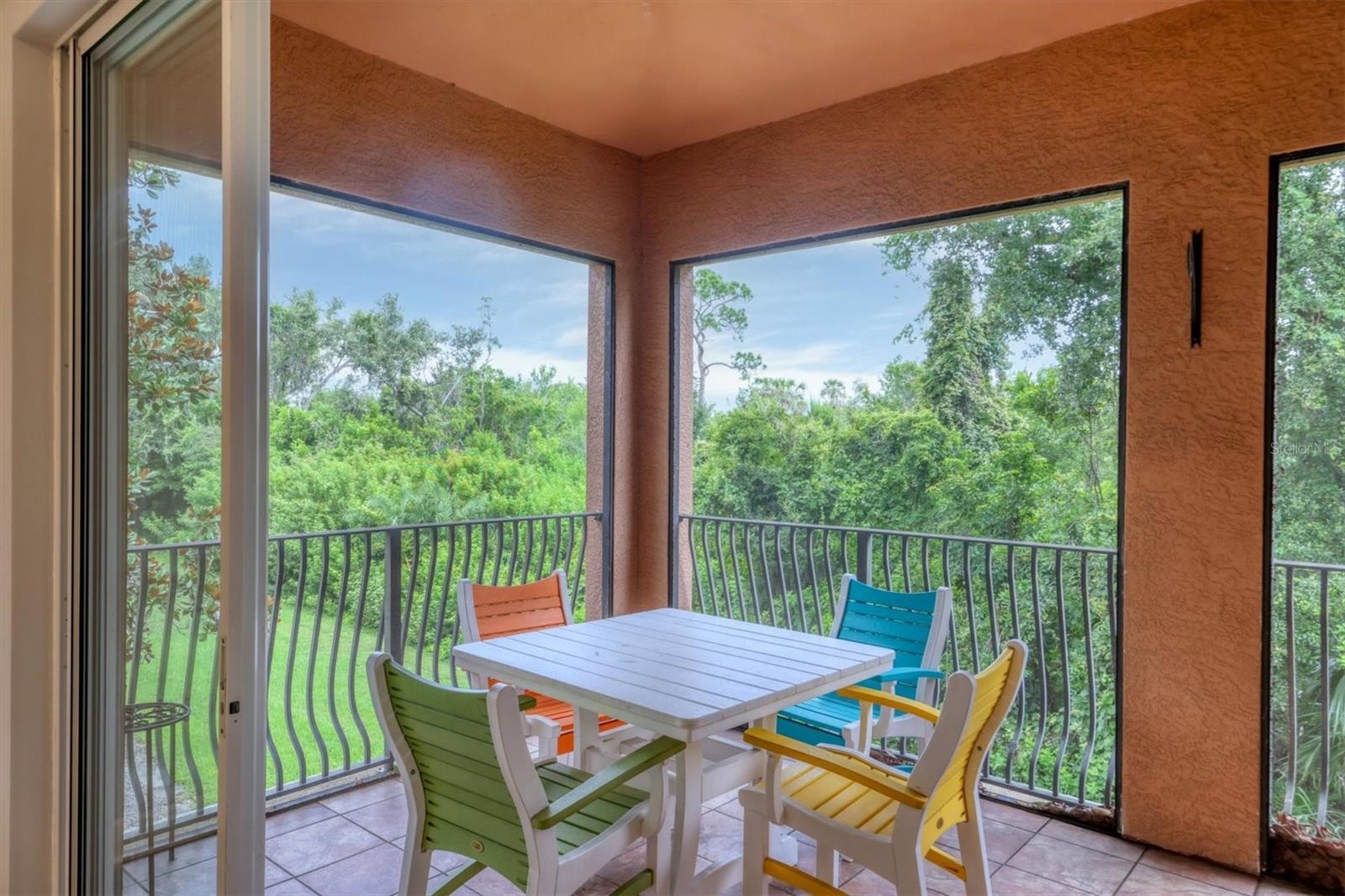 ACADEMY PARK PH II & III - Residential Lease