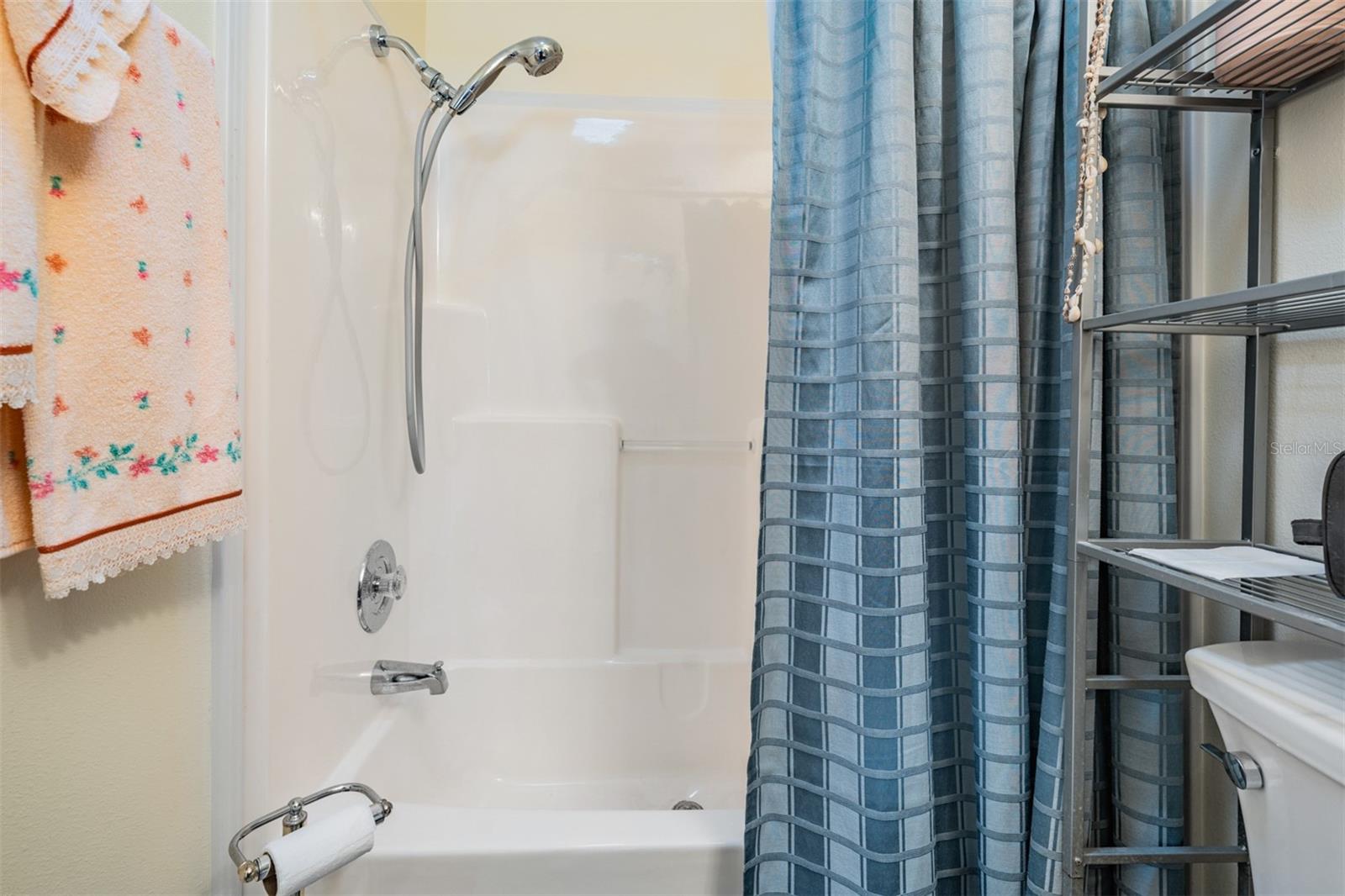 GRAND HORIZONS - Residential