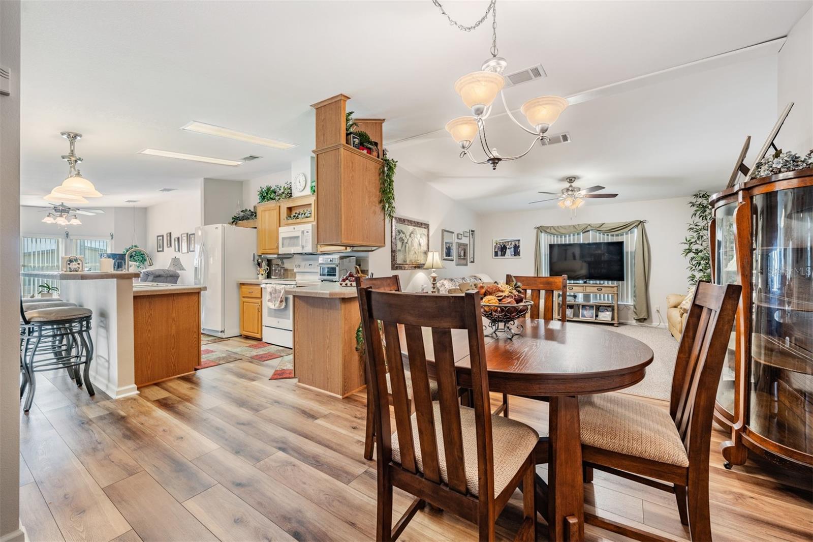 GRAND HORIZONS - Residential