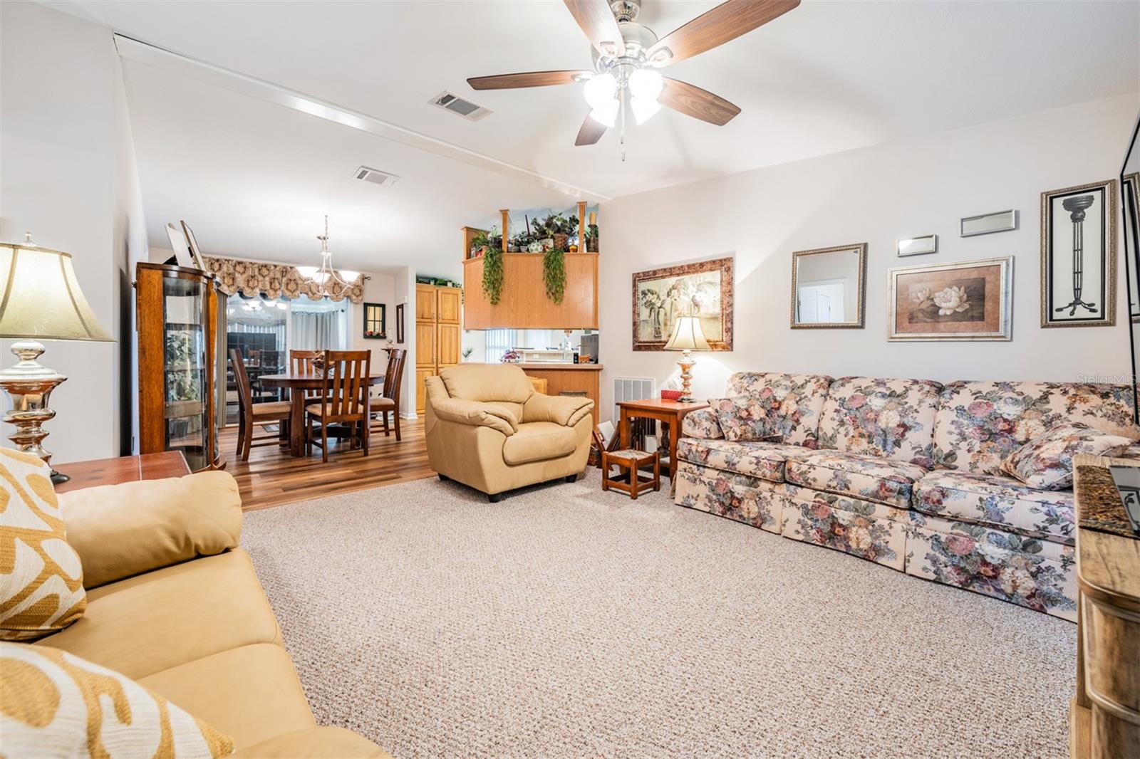 GRAND HORIZONS - Residential