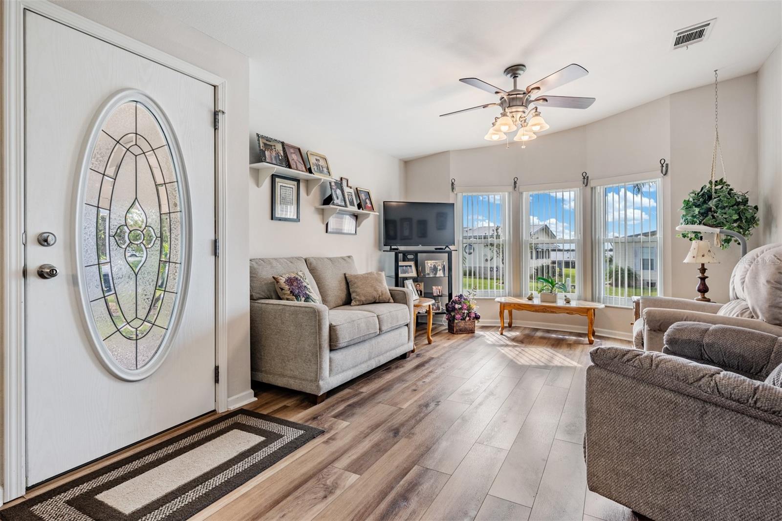 GRAND HORIZONS - Residential