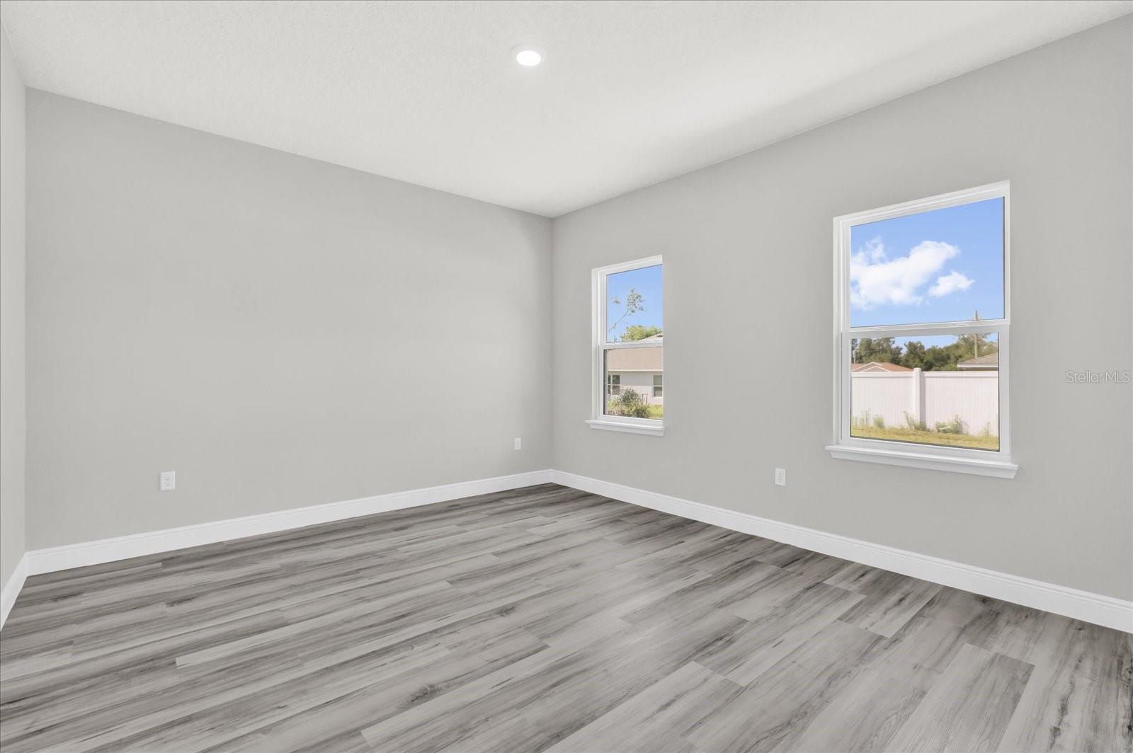 MARION OAKS UN 05 - Residential Lease