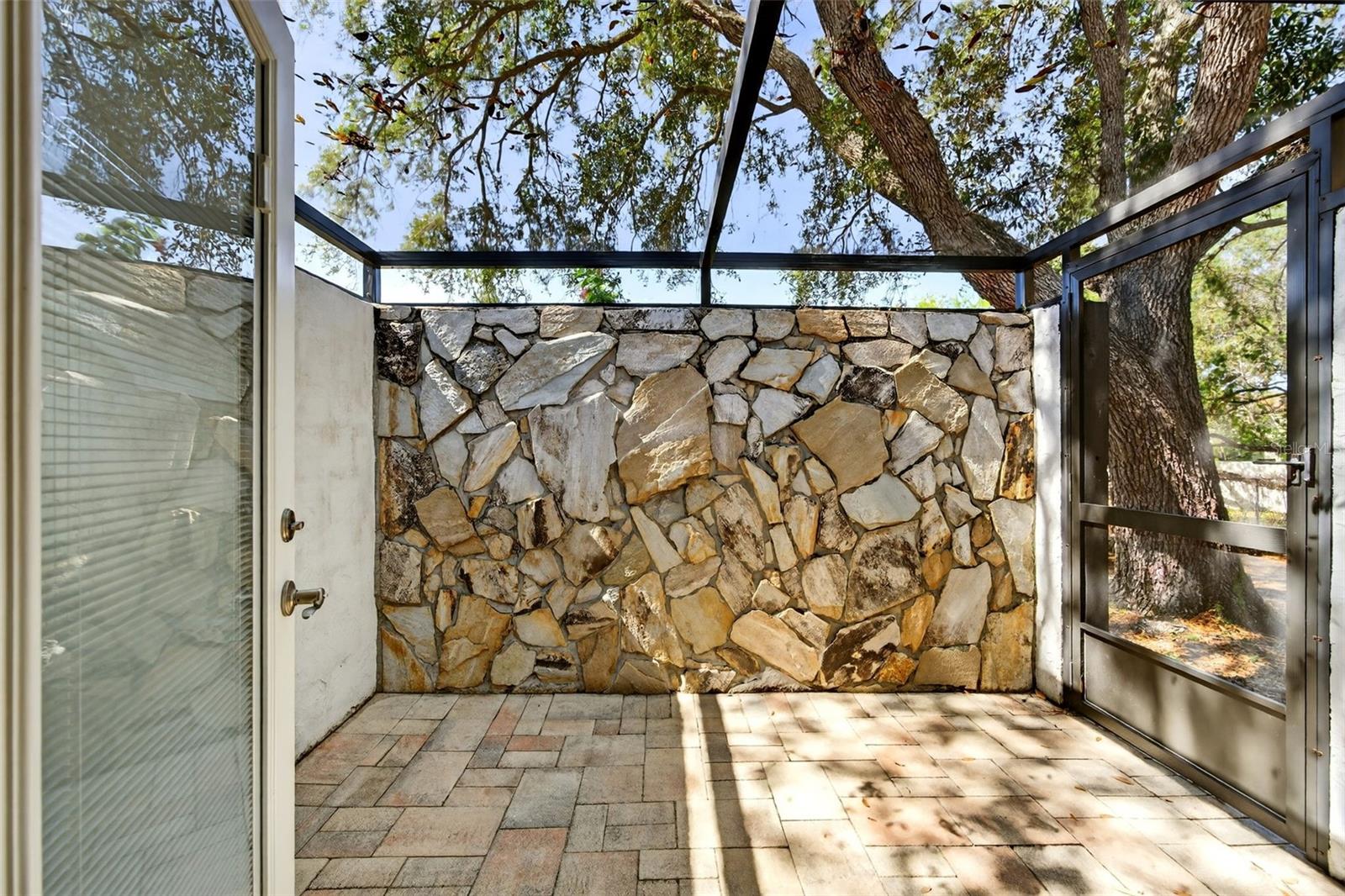 FEATHER SOUND CUSTOM HOME SITE UNIT III - Residential