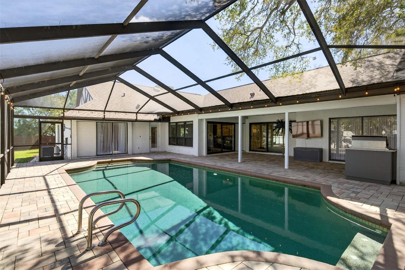 FEATHER SOUND CUSTOM HOME SITE UNIT III - Residential