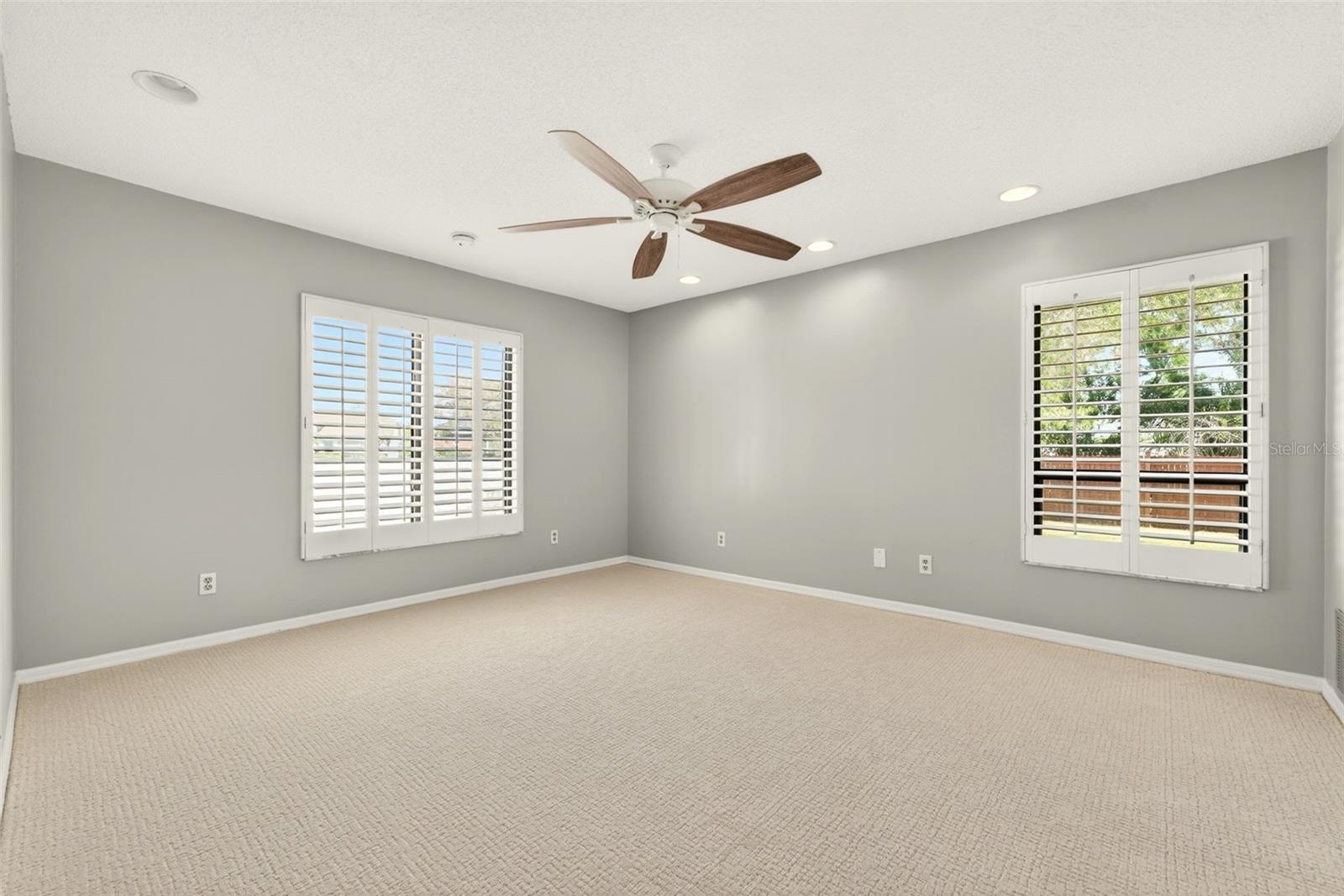 FEATHER SOUND CUSTOM HOME SITE UNIT III - Residential