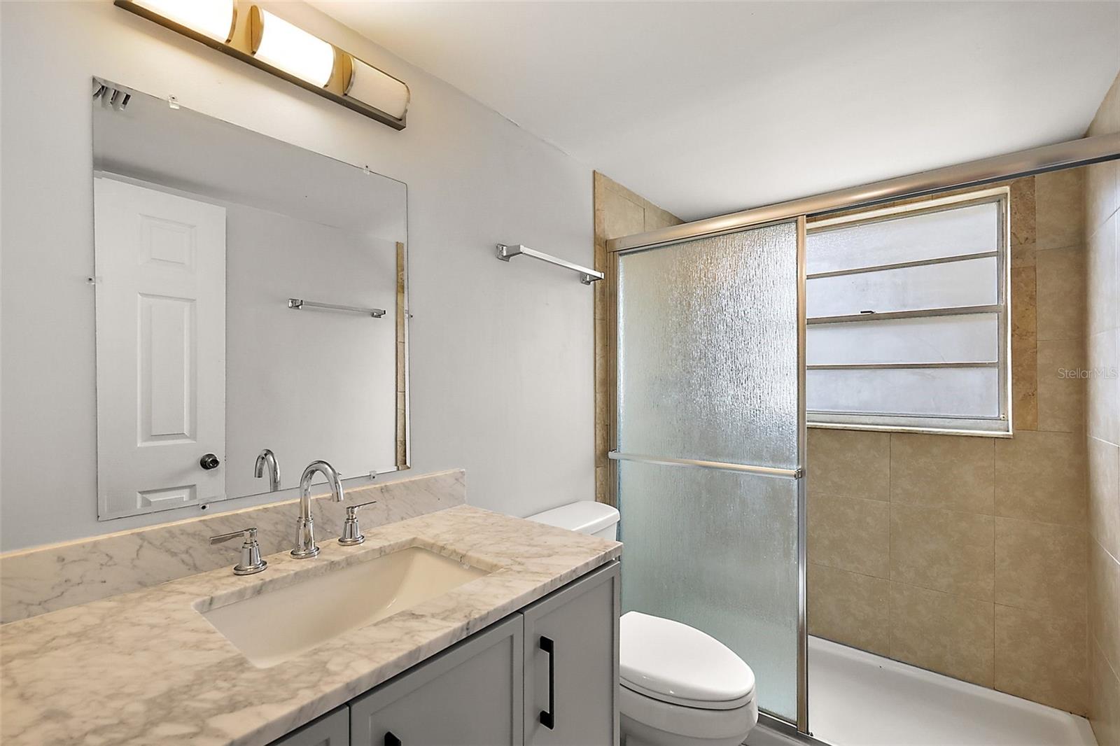 LEESBURG N C LEE ESTATE - Residential Income