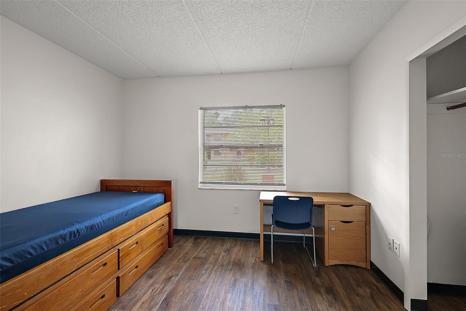 LEESBURG N C LEE ESTATE - Residential Income