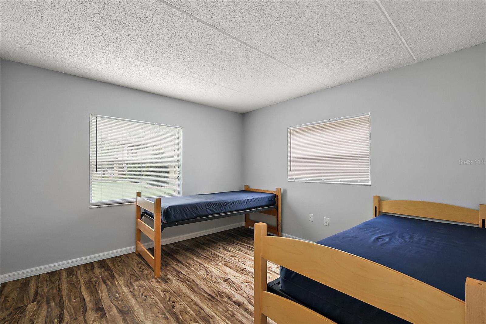 LEESBURG N C LEE ESTATE - Residential Income