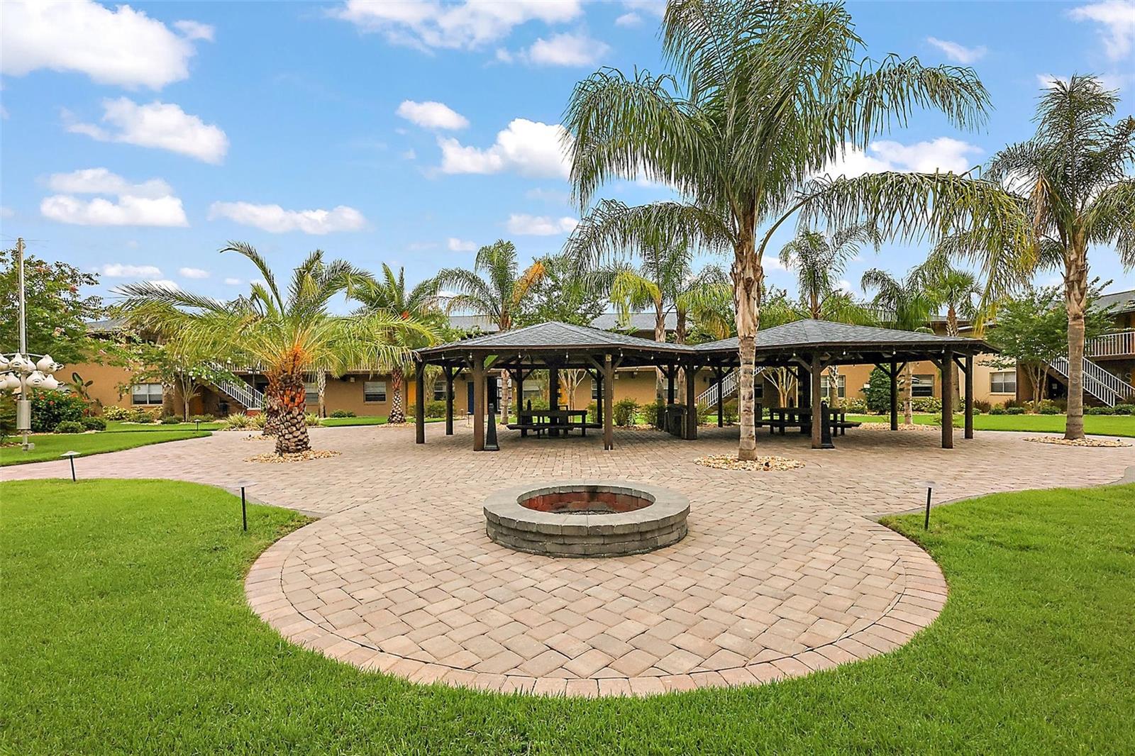 LEESBURG N C LEE ESTATE - Residential Income