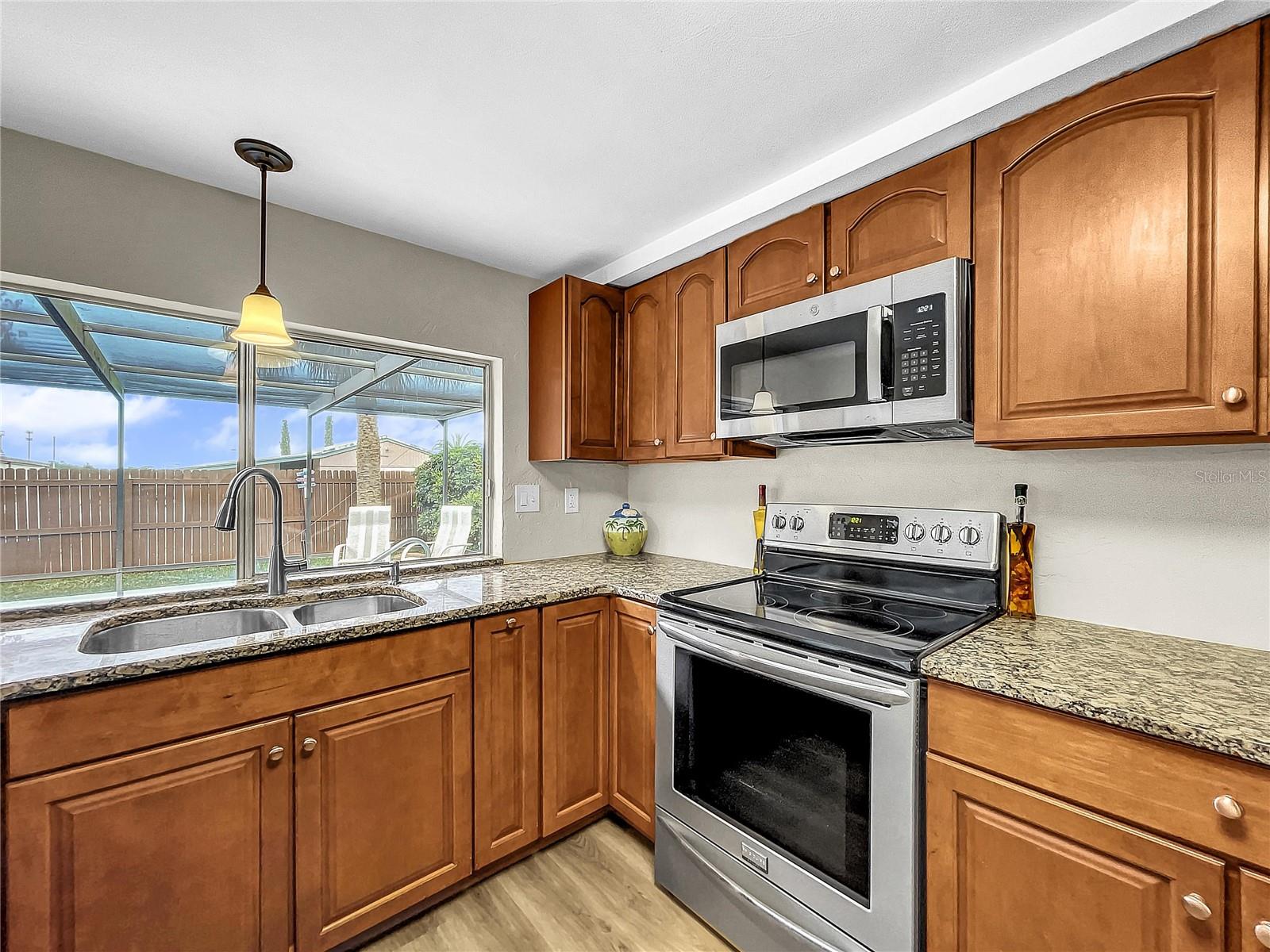 BEACON WOODS VILLAGE - Residential