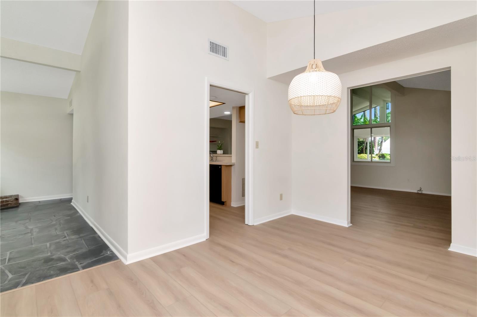 WHISPERING PINES FOREST 4TH ADD - Residential