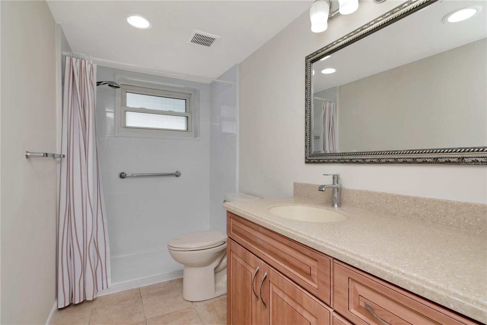 WHISPERING PINES FOREST 4TH ADD - Residential