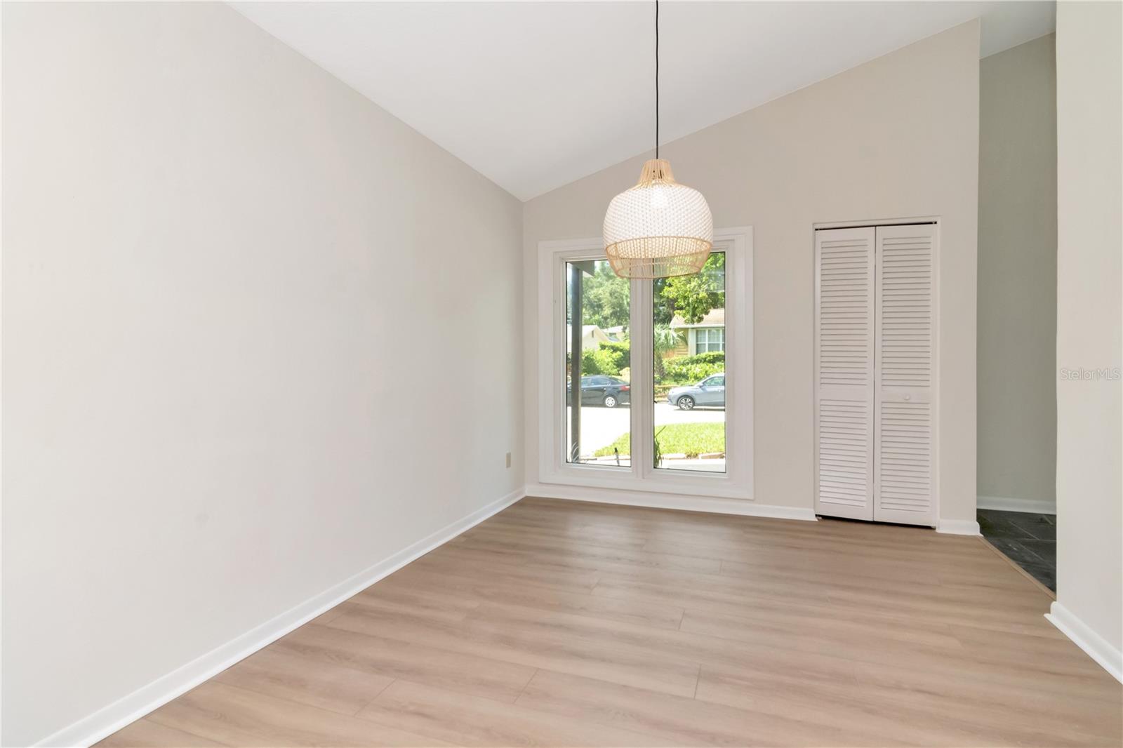 WHISPERING PINES FOREST 4TH ADD - Residential