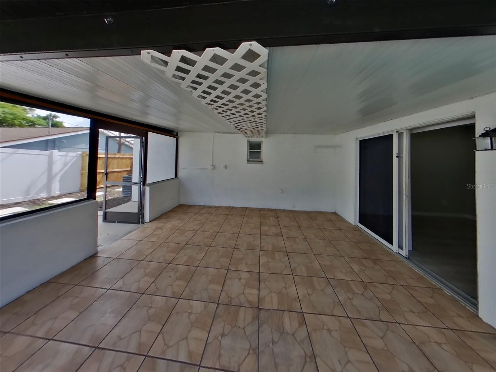 SPRING HILL - Residential Lease