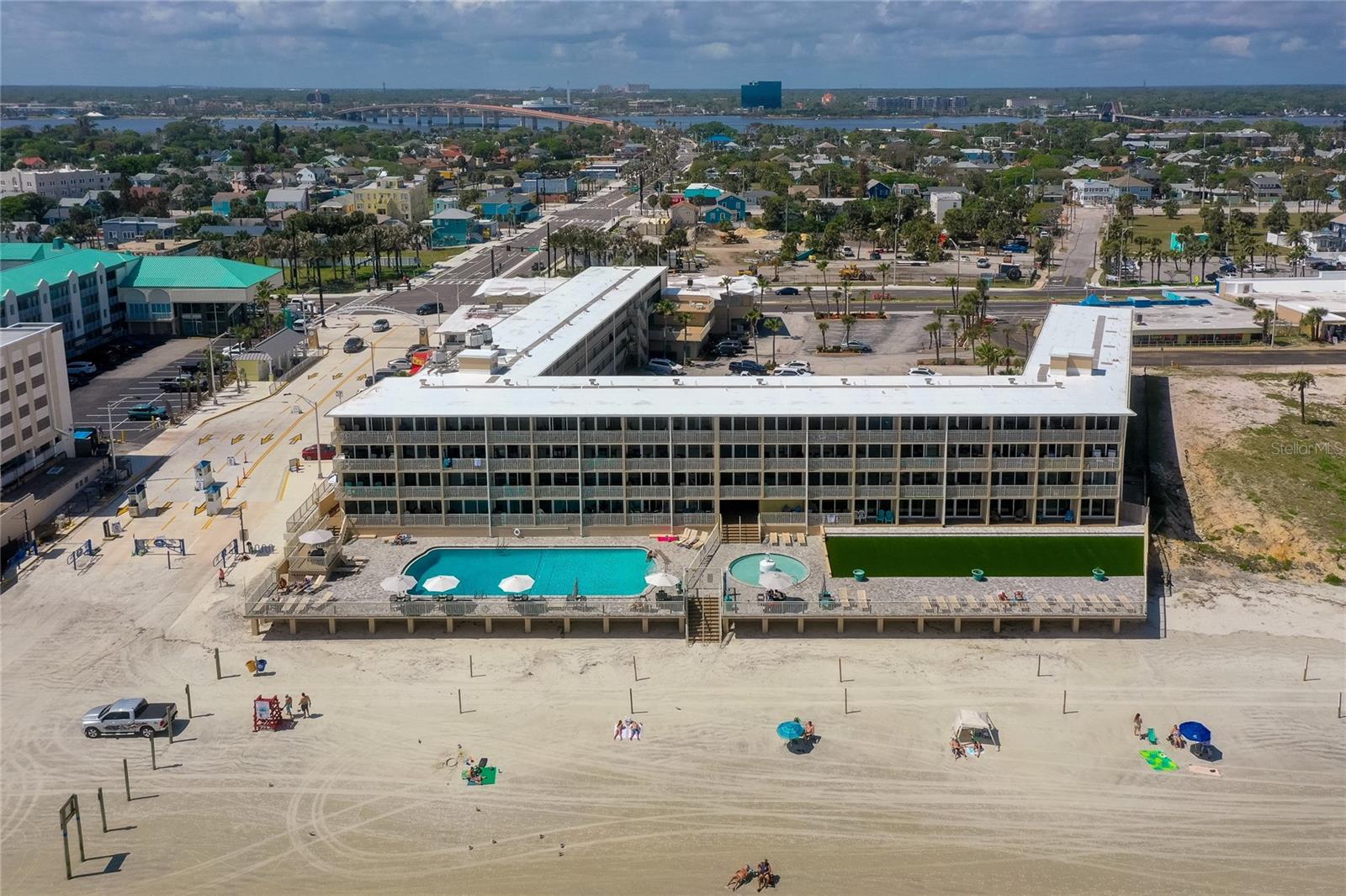 DAYTONA INN BEACH RESORT CONDO UNIT CU1 - Residential