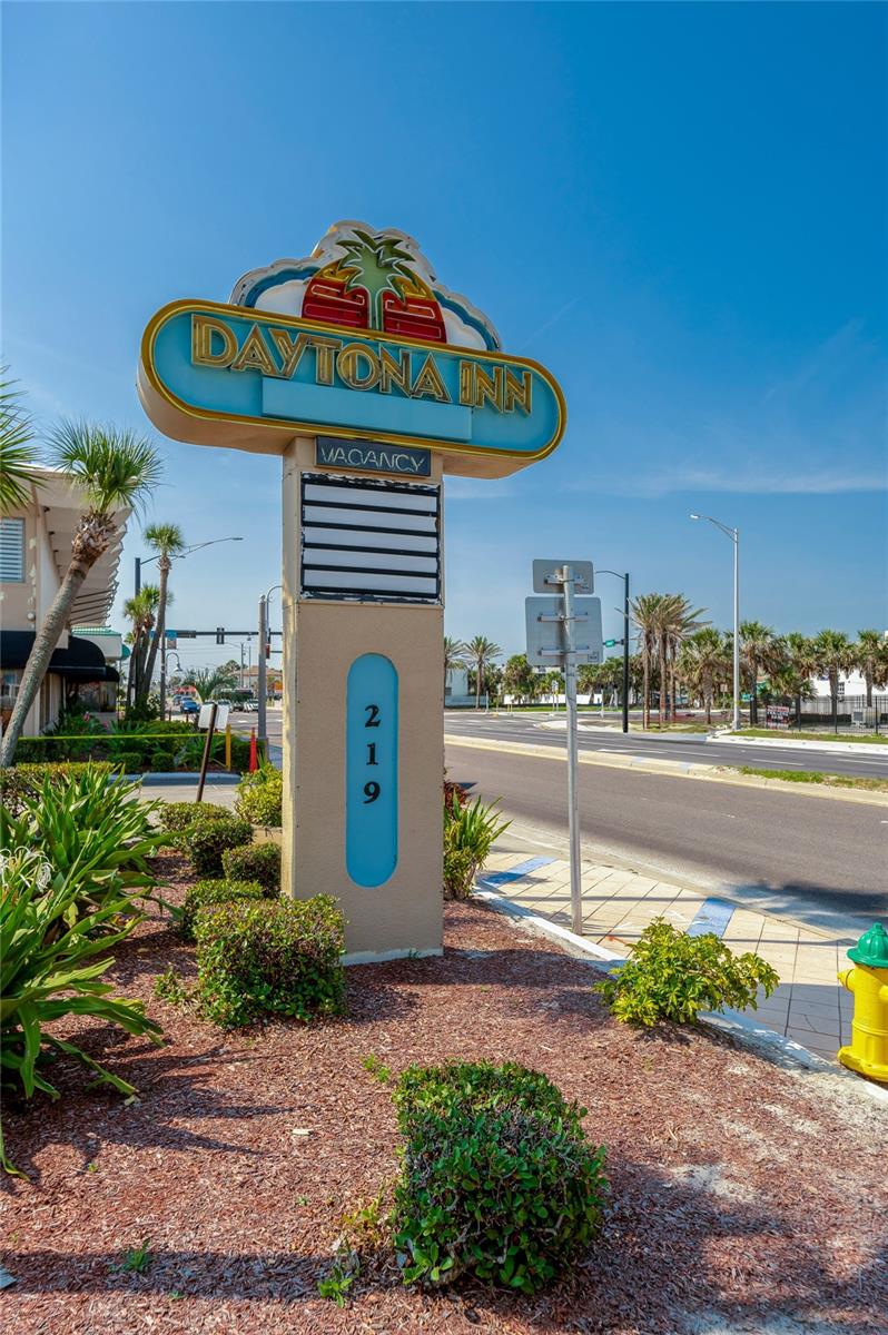 DAYTONA INN BEACH RESORT CONDO UNIT CU1 - Residential