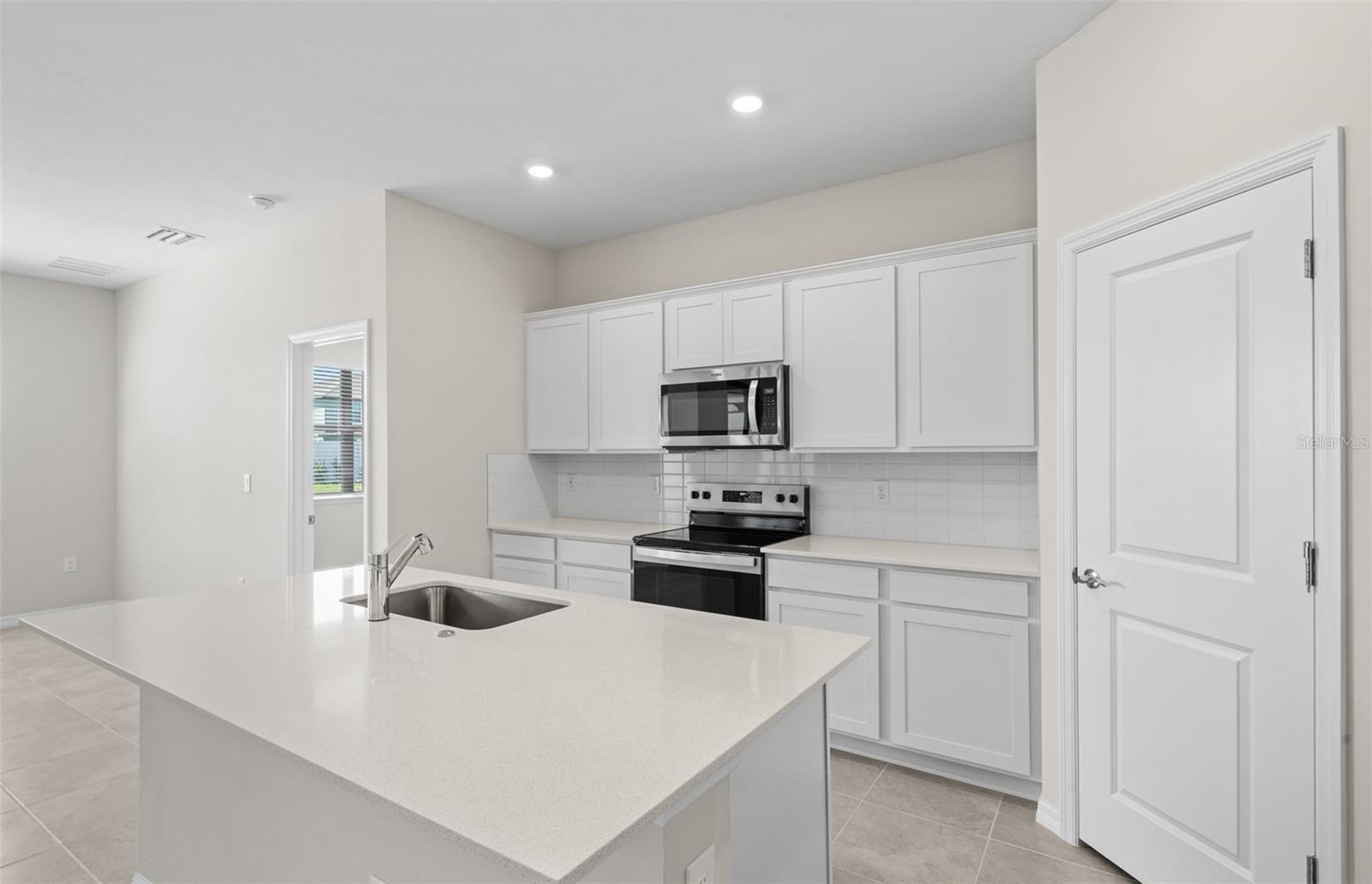 3458 - STRAND AT CEDAR GROVE - Residential