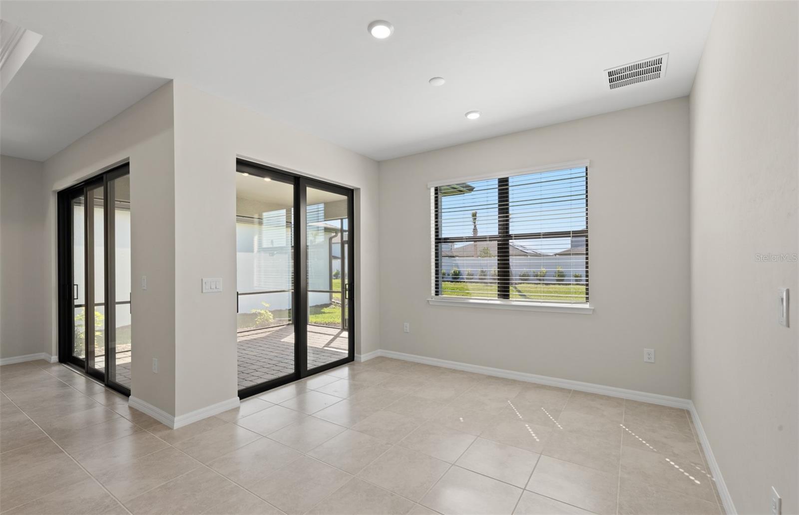 3458 - STRAND AT CEDAR GROVE - Residential