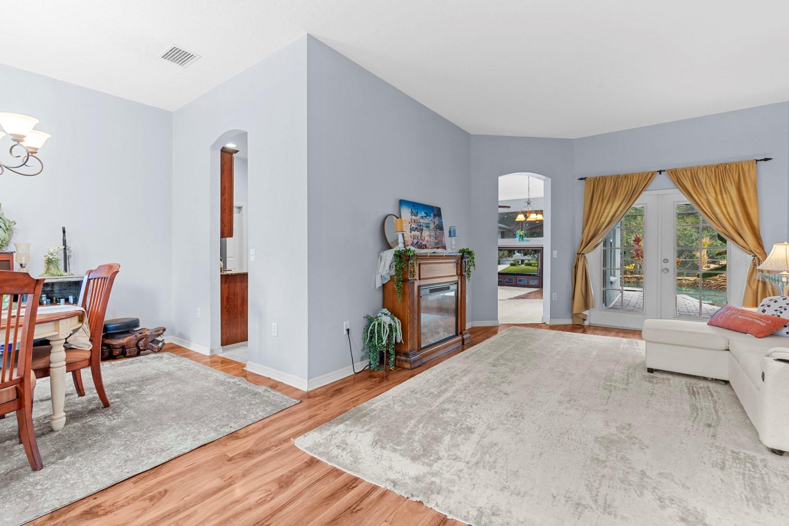 CREEKSIDE SUB PH 1 - Residential