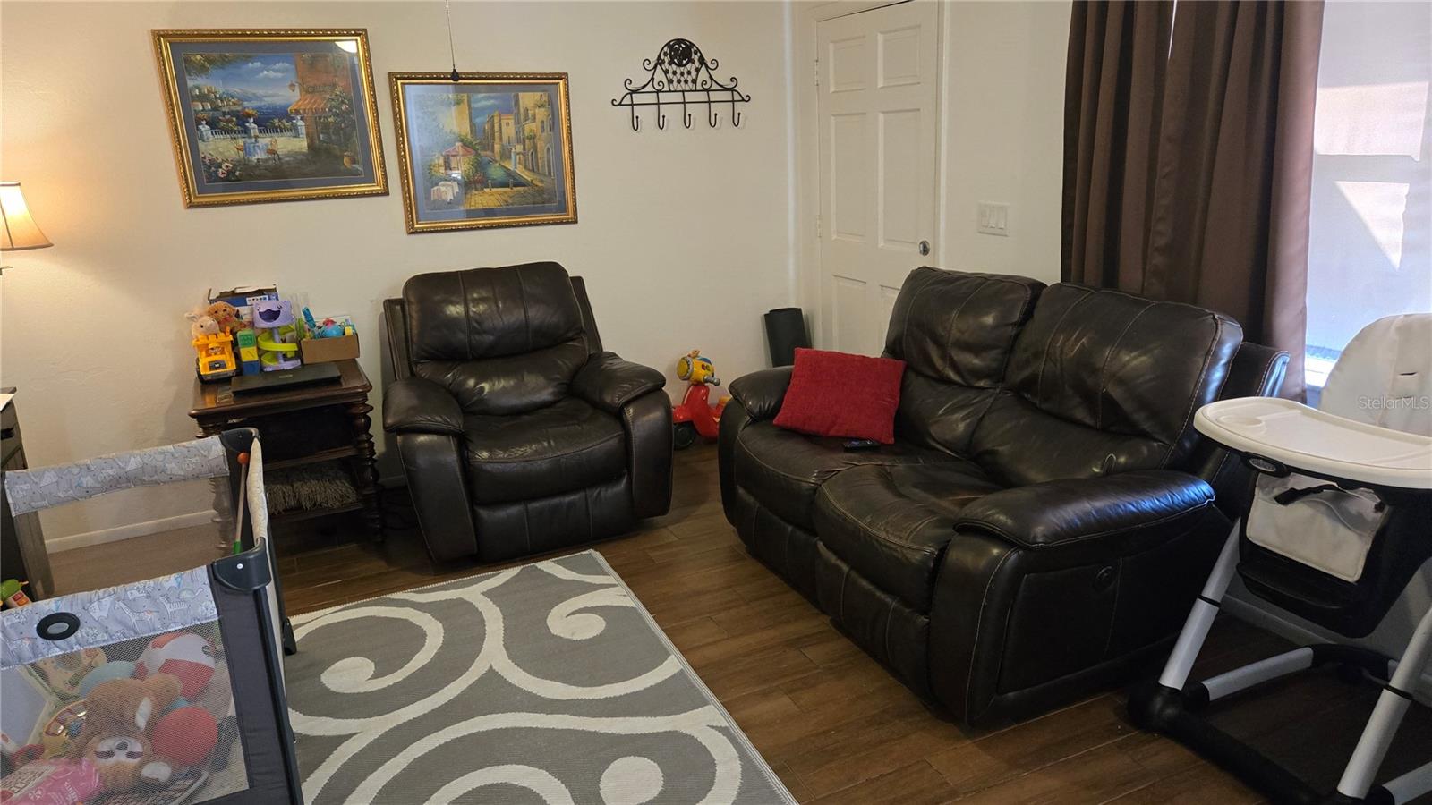 ACREAGE - Residential Income