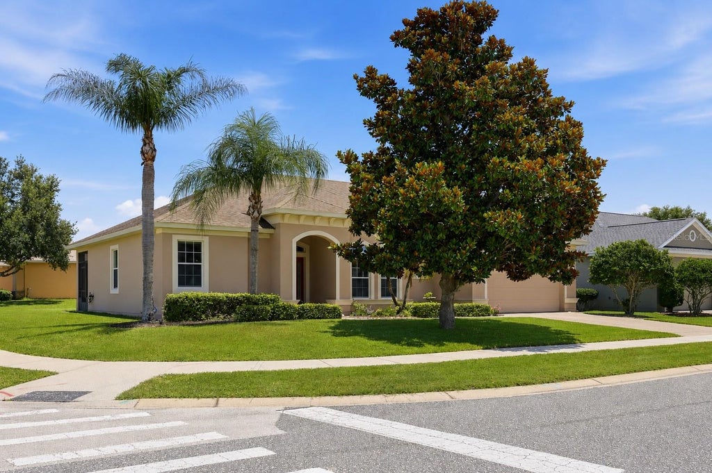 Photo of 405 Dagama Drive, Clermont, FL 34715 (MLS # O6414582)
