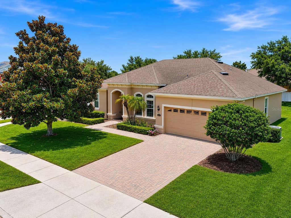 Photo of 405 Dagama Drive, Clermont, FL 34715 (MLS # O6414582)