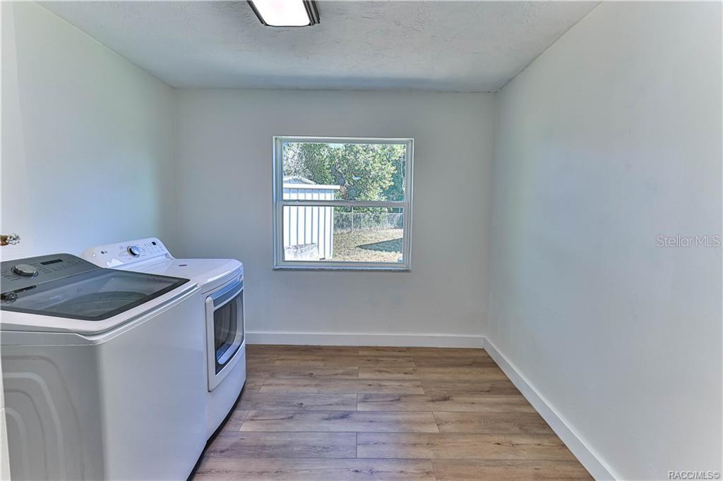 BEVERLY HILLS UNIT 05 - Residential