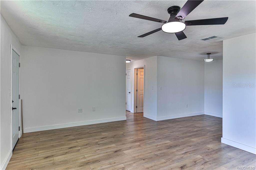 BEVERLY HILLS UNIT 05 - Residential