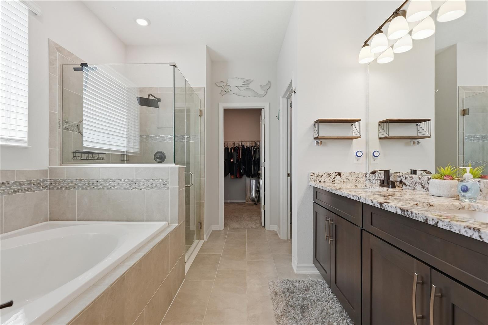 SAVANNA AT LAKEWOOD RANCH PH III 3ABD - Residential