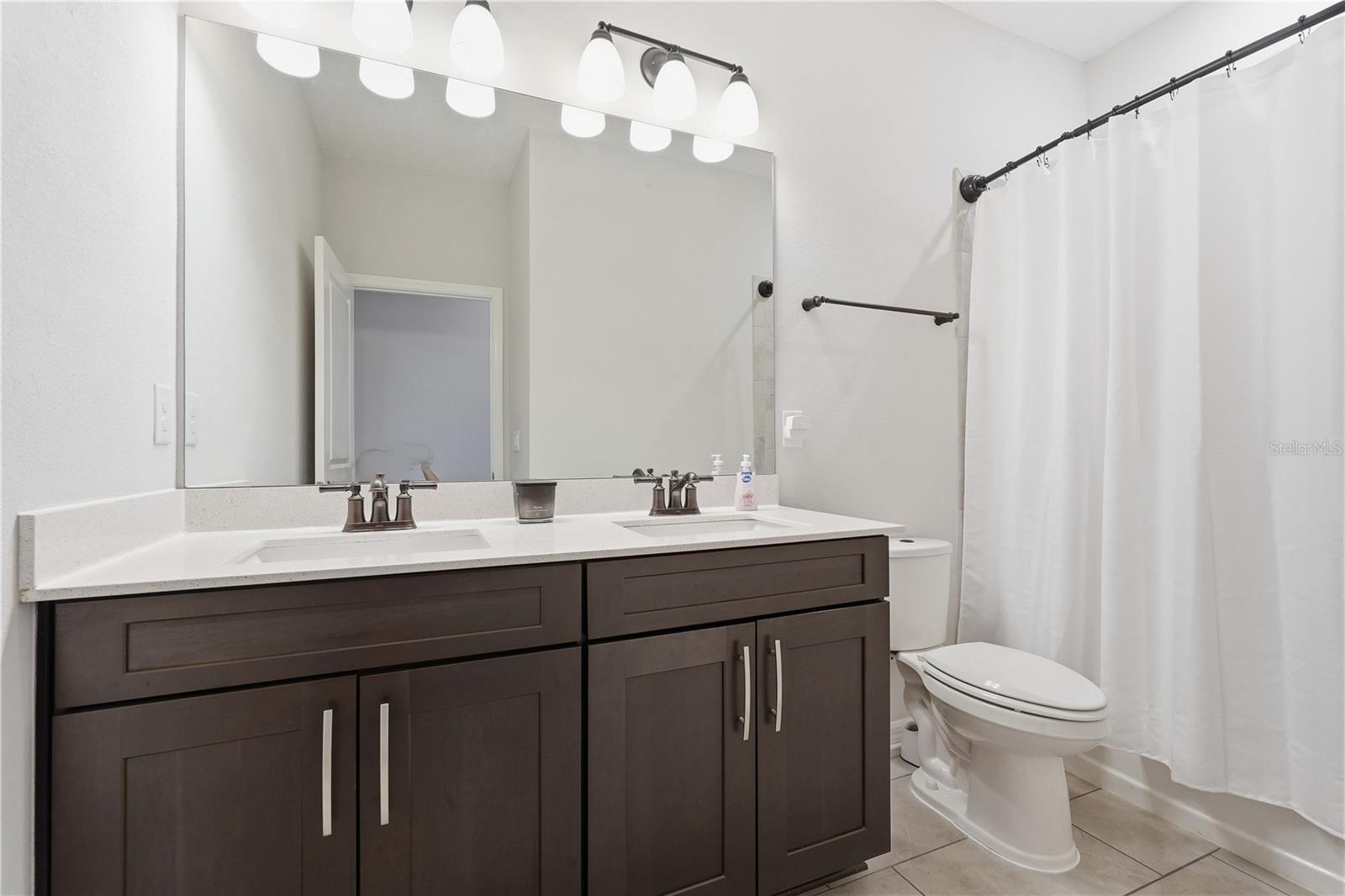 SAVANNA AT LAKEWOOD RANCH PH III 3ABD - Residential