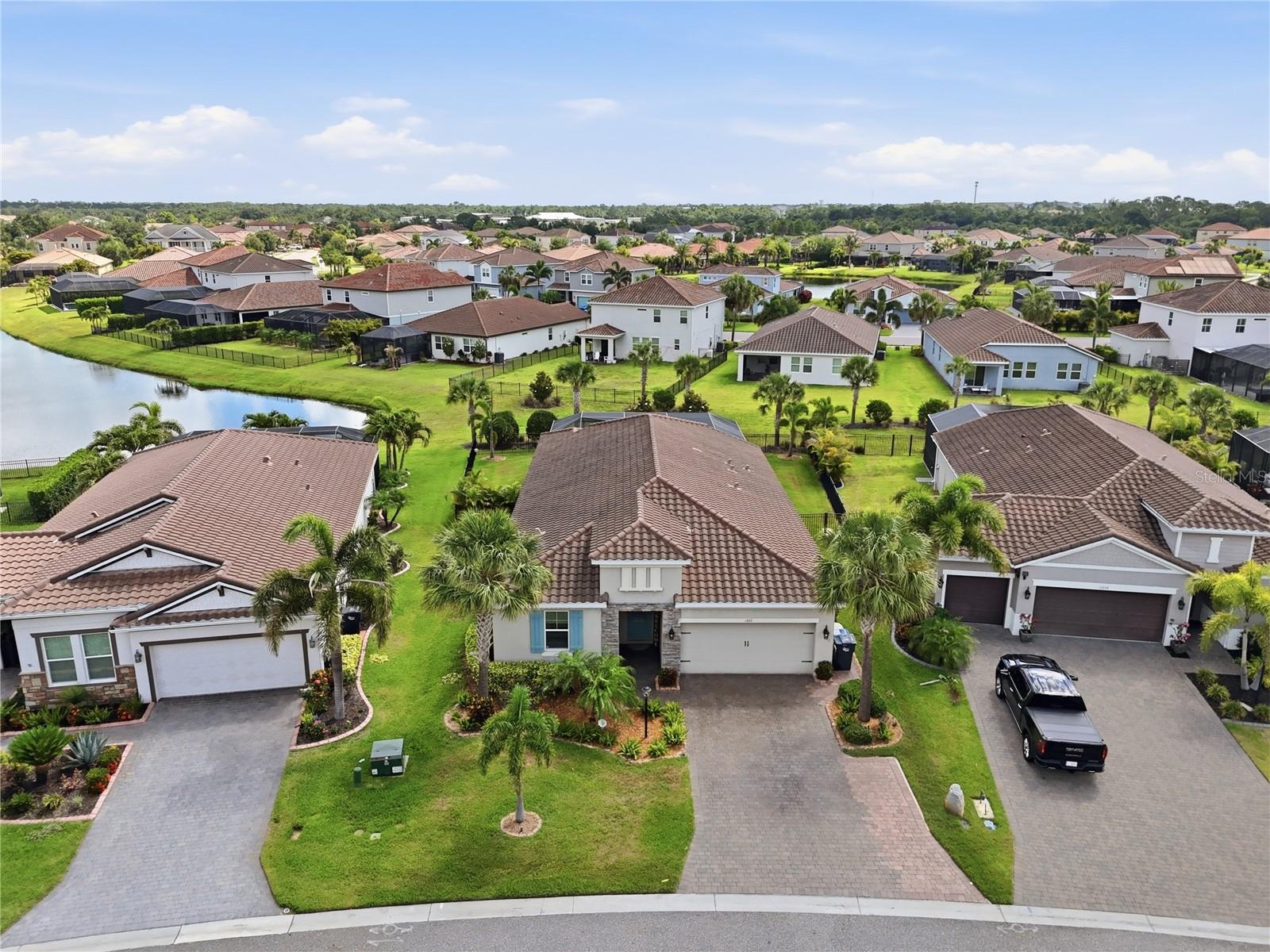 SAVANNA AT LAKEWOOD RANCH PH III 3ABD - Residential