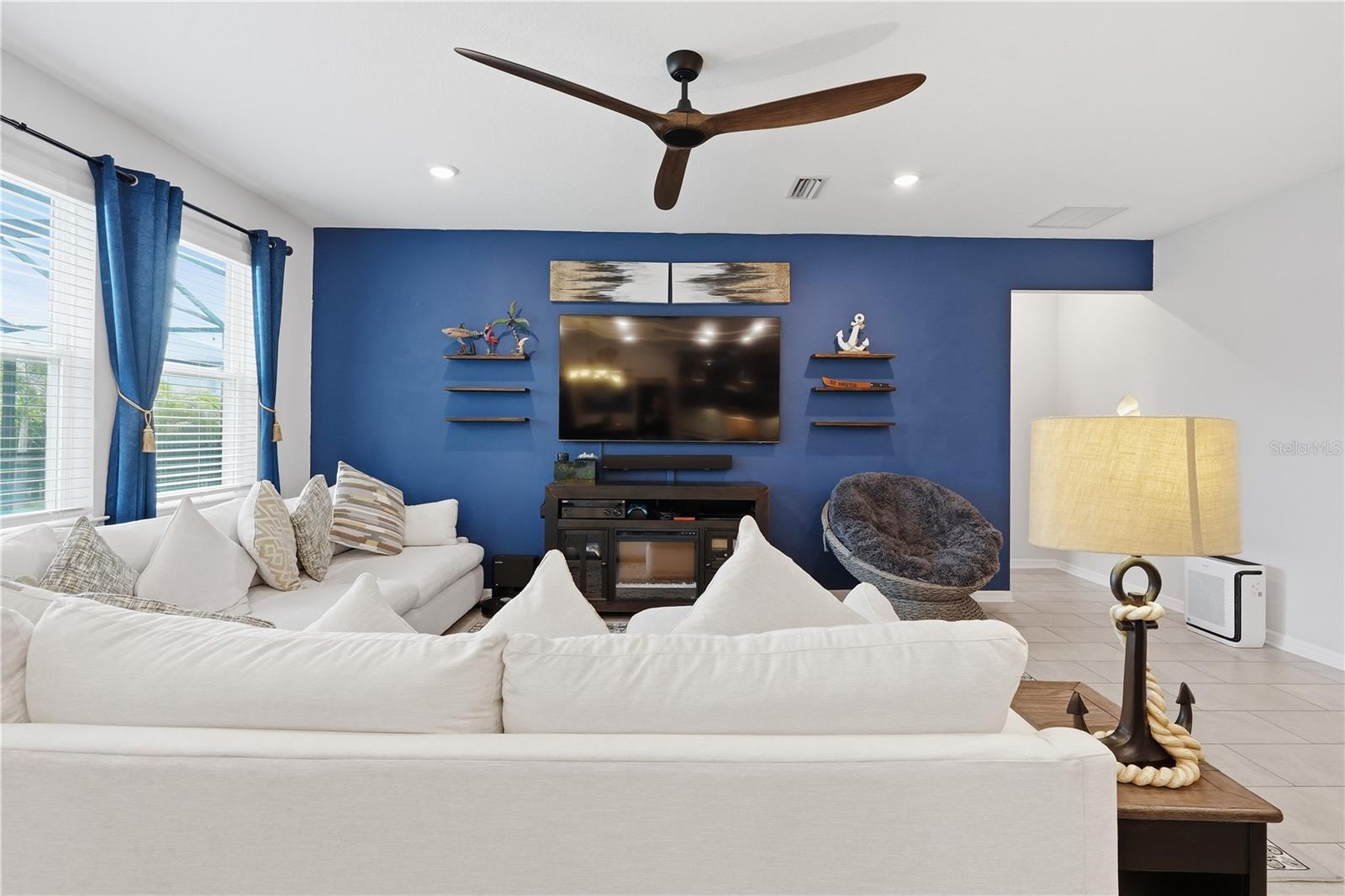 SAVANNA AT LAKEWOOD RANCH PH III 3ABD - Residential