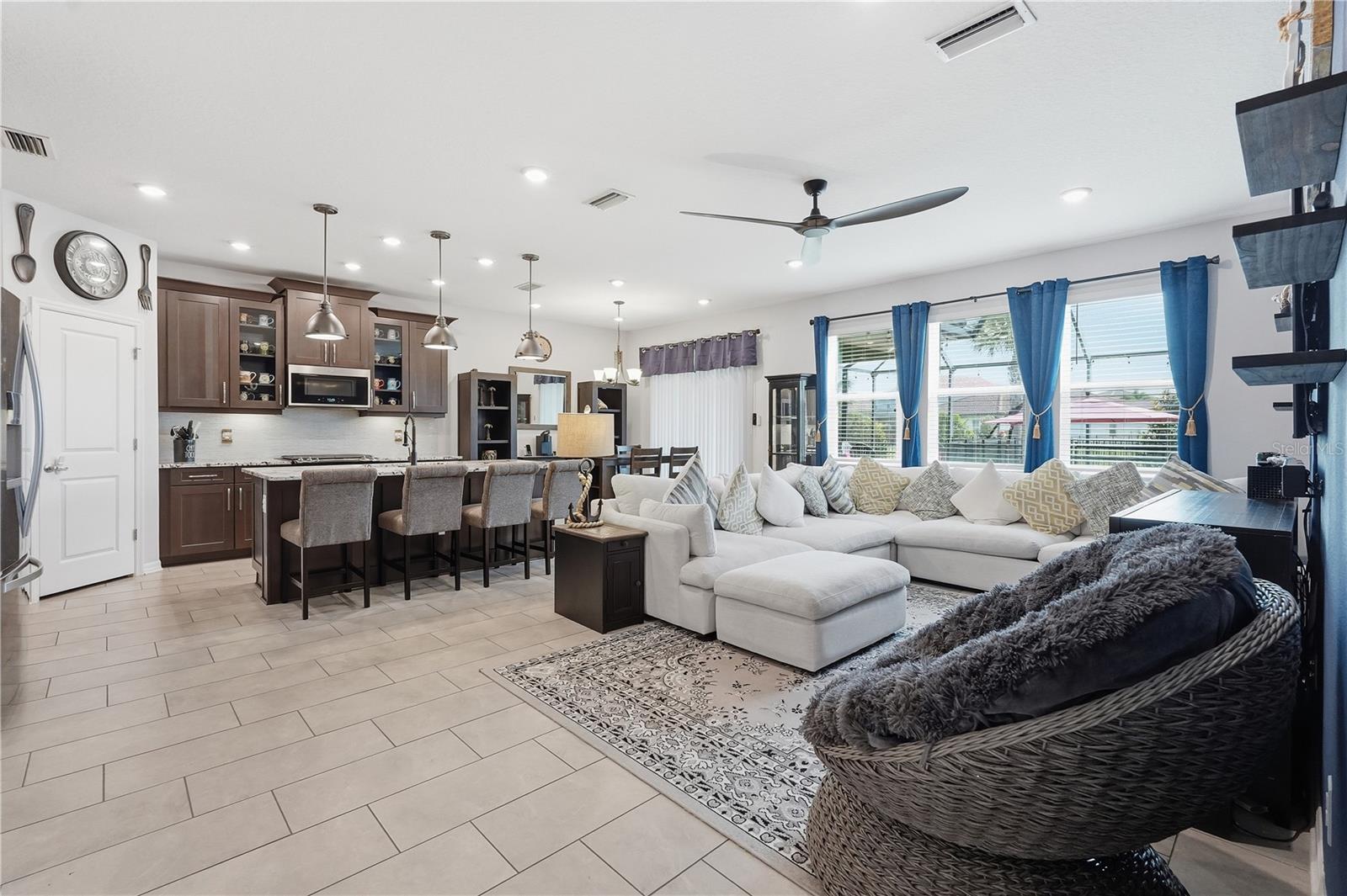 SAVANNA AT LAKEWOOD RANCH PH III 3ABD - Residential