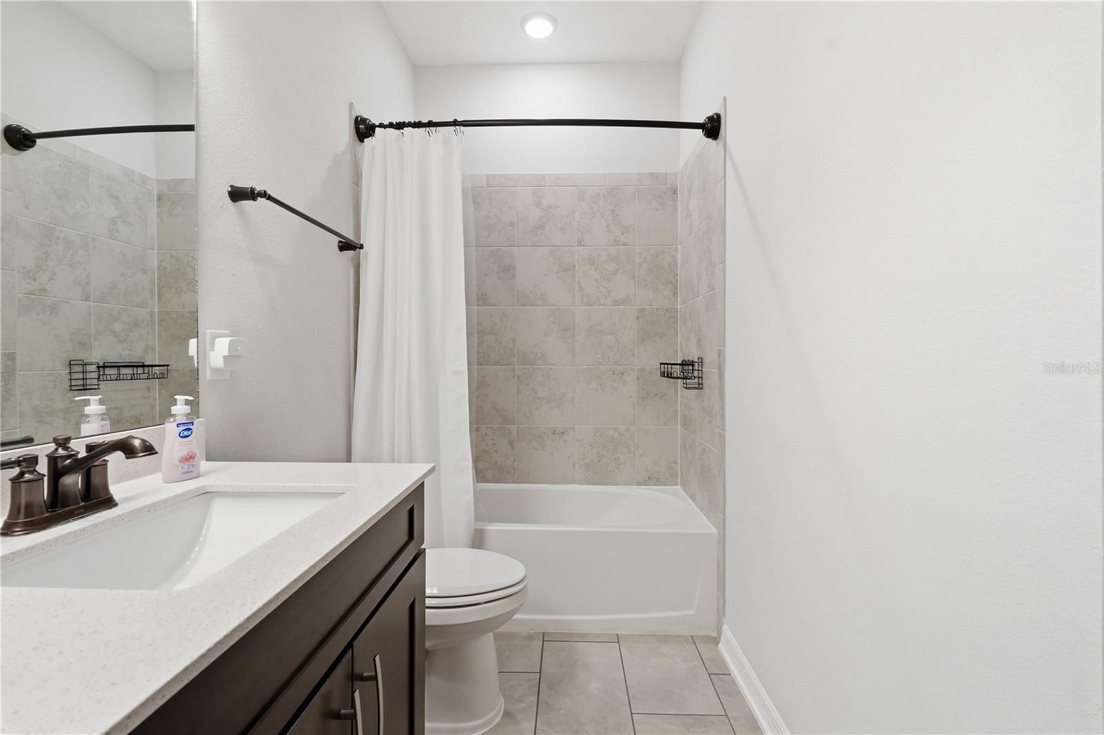 SAVANNA AT LAKEWOOD RANCH PH III 3ABD - Residential