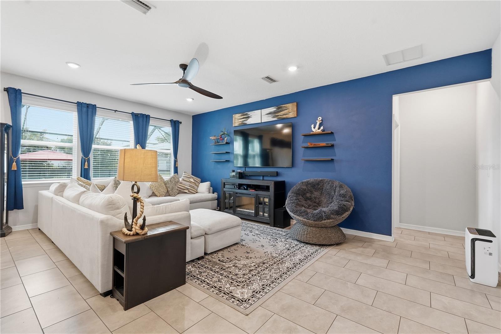 SAVANNA AT LAKEWOOD RANCH PH III 3ABD - Residential