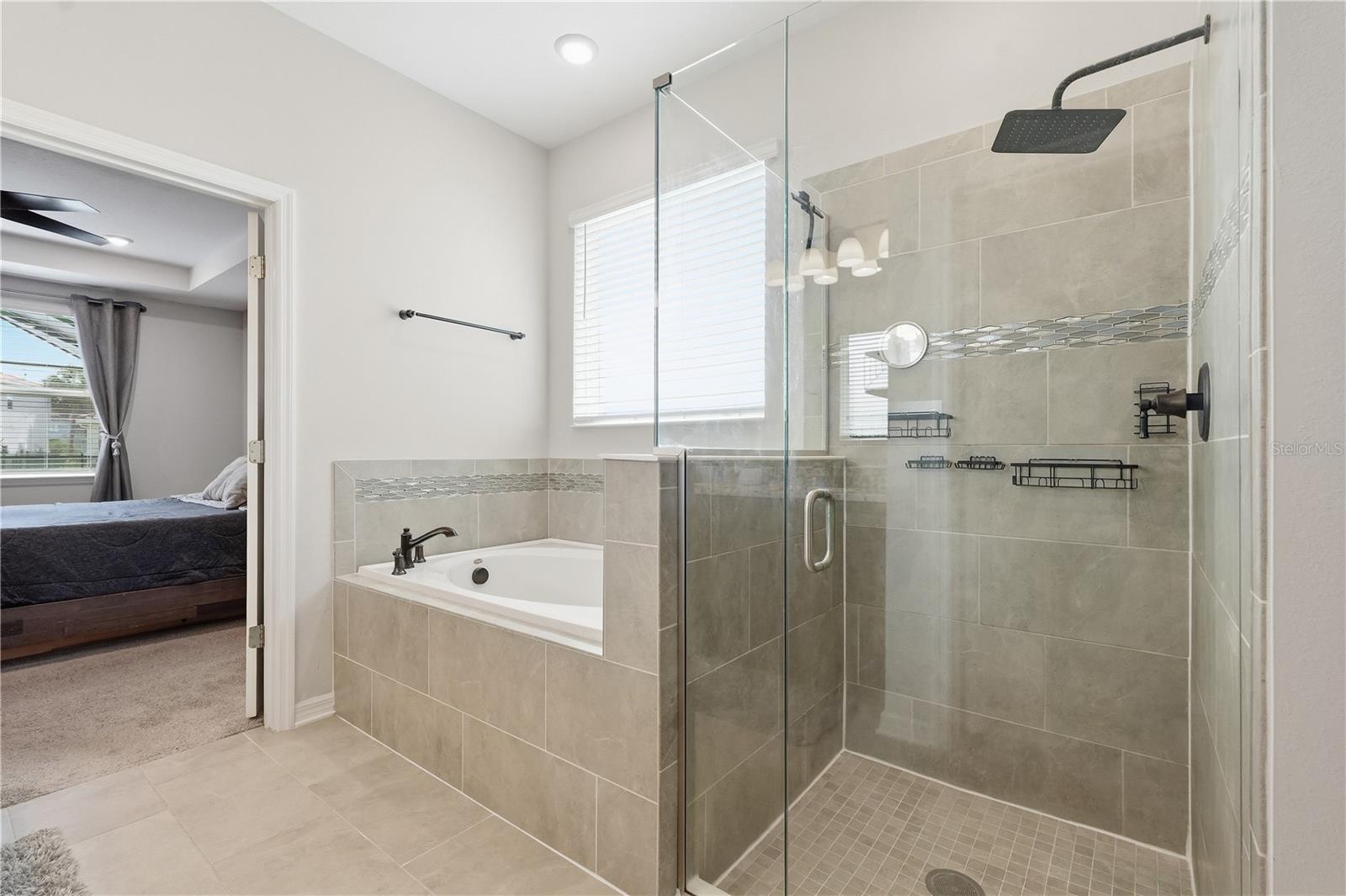 SAVANNA AT LAKEWOOD RANCH PH III 3ABD - Residential