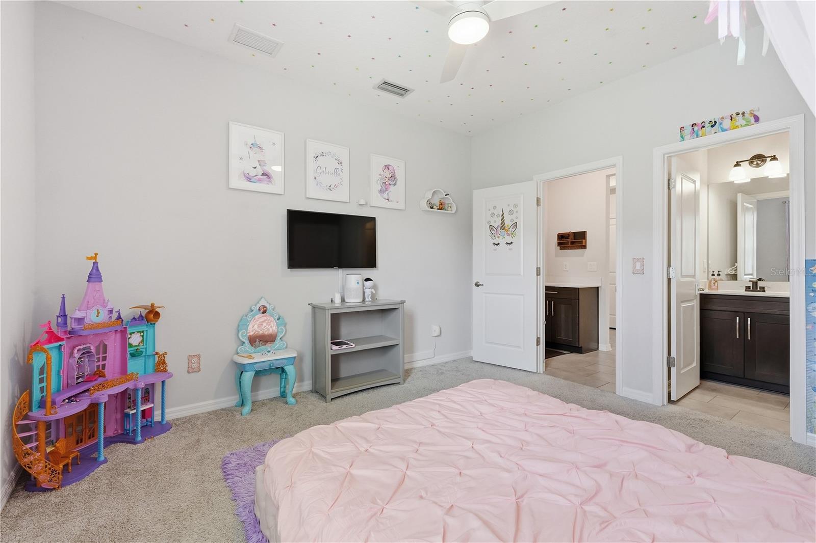 SAVANNA AT LAKEWOOD RANCH PH III 3ABD - Residential