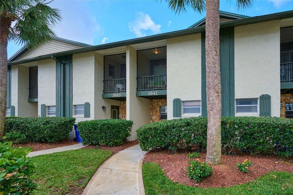 Photo of 3647 Edgewater Drive, Sebring, FL 33872 (MLS # P4936608)