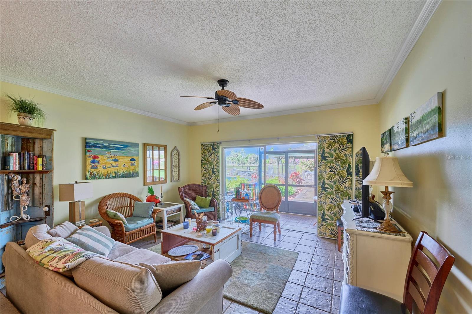 GREENBRIAR VILLAS CONDO - Residential