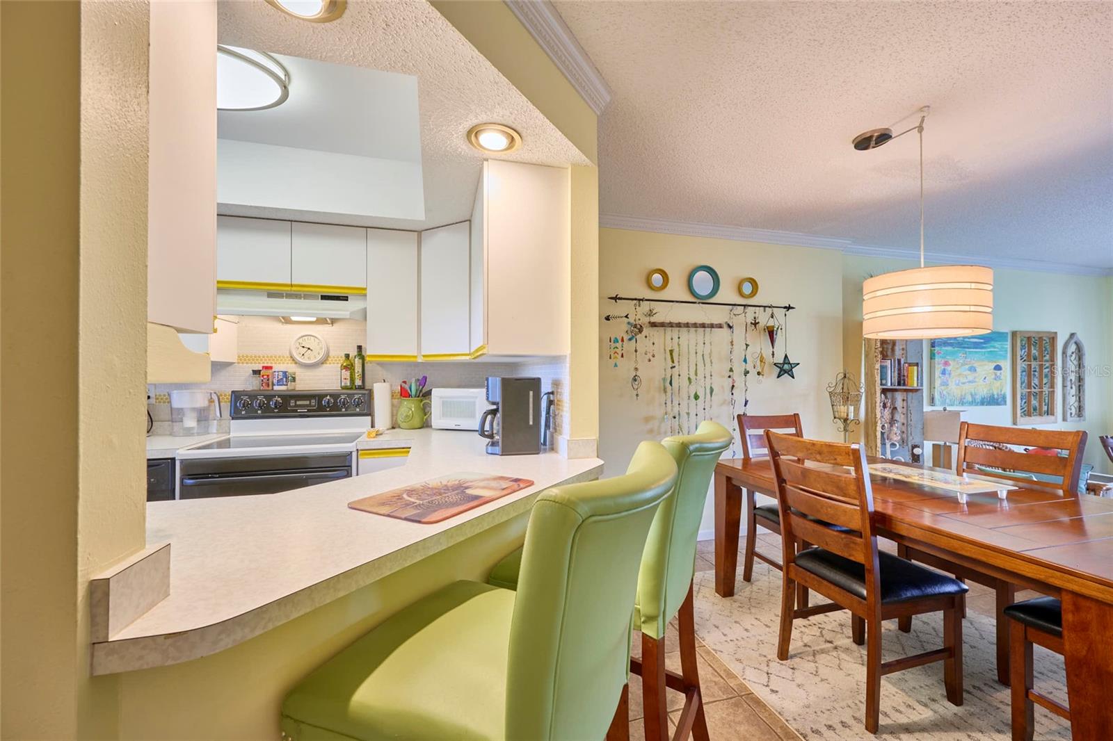 GREENBRIAR VILLAS CONDO - Residential
