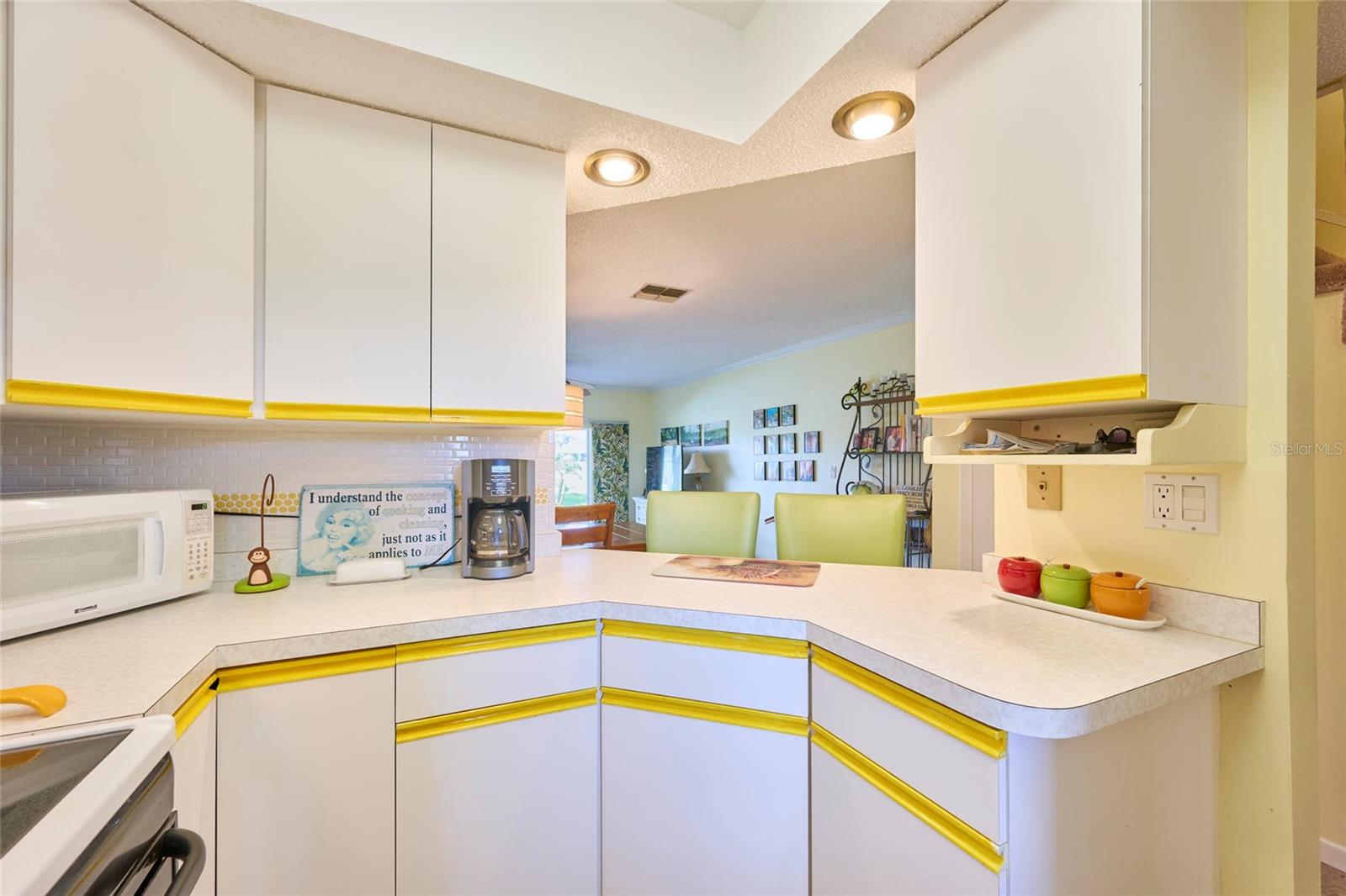 GREENBRIAR VILLAS CONDO - Residential