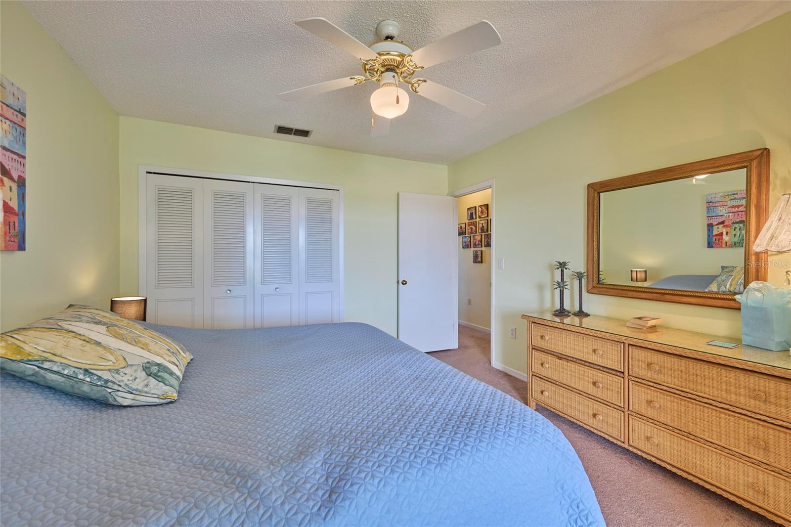 GREENBRIAR VILLAS CONDO - Residential