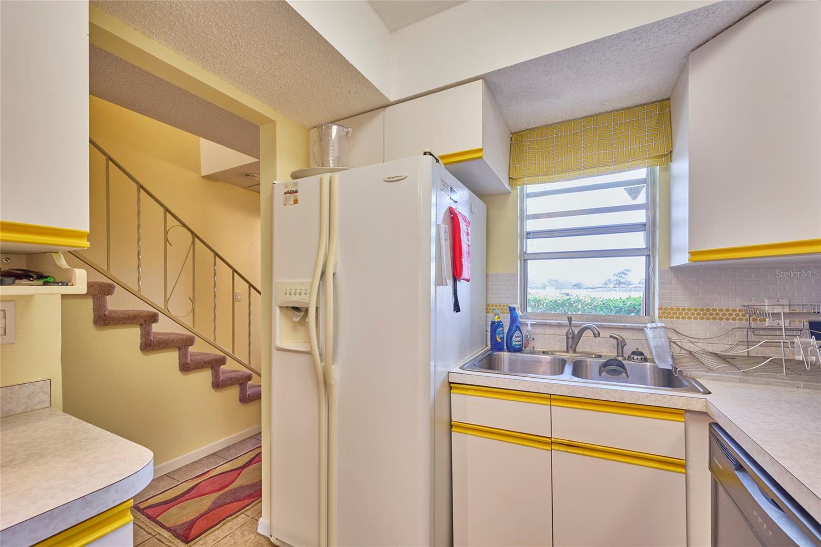 GREENBRIAR VILLAS CONDO - Residential