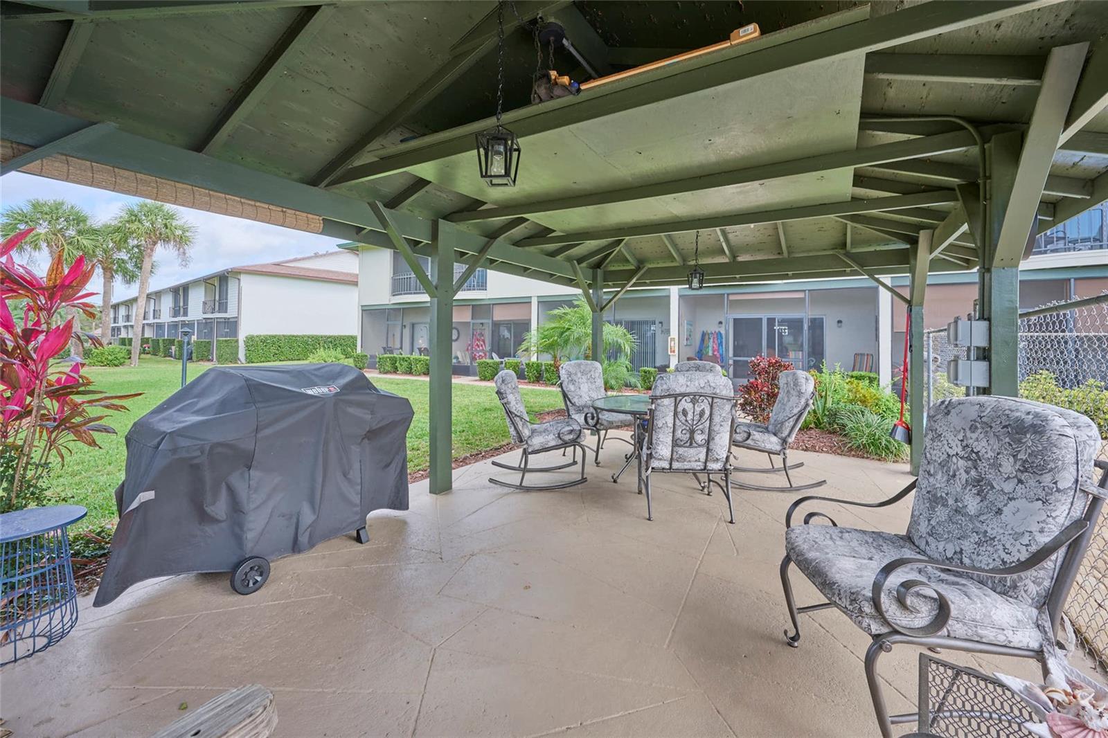 GREENBRIAR VILLAS CONDO - Residential