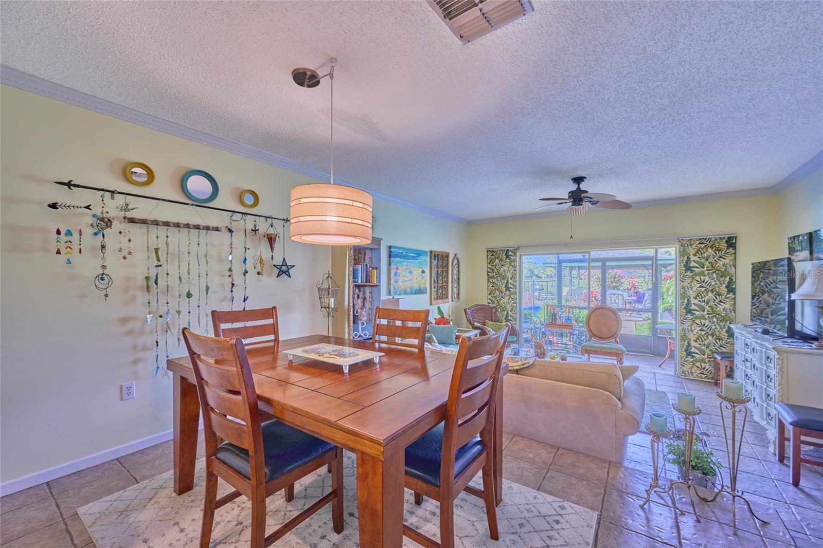 GREENBRIAR VILLAS CONDO - Residential