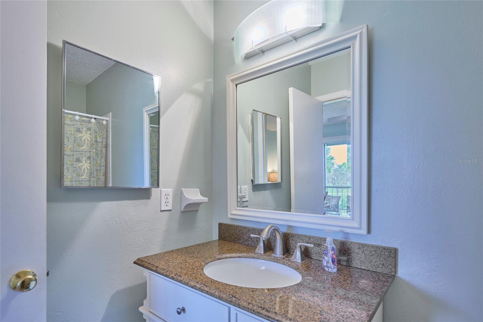 GREENBRIAR VILLAS CONDO - Residential
